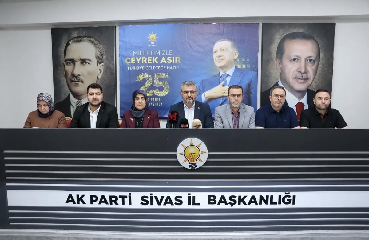     Tanrıverdi’den 25. Yıl Mesajı: “Türkiye Geleceğe Hazır!