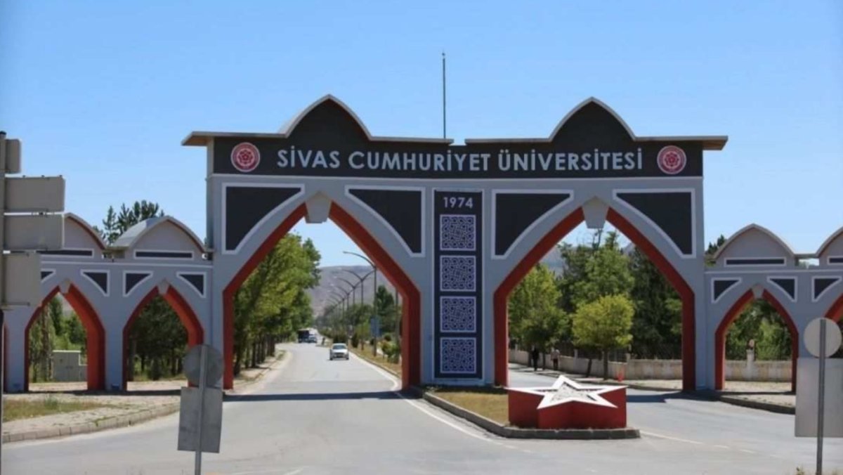 Sivas Cumhuriyet Üniversitesi Türkiye’nin Zirvesinde!